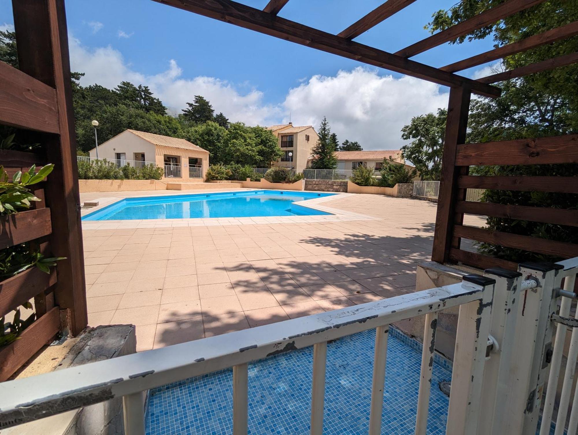 Evasion Au Calme - Maison Cosy Avec Piscine Et Tennis Saint-Vallier-de-Thiey Bagian luar foto